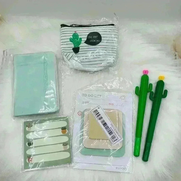 Cactus Stationary Set with Coin Purse - Picture 6 of 8